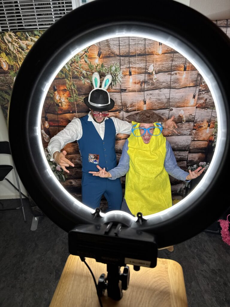 Photobooth, sur le mariage de Tonya et Alexandre au cigogneaux à Labaroche